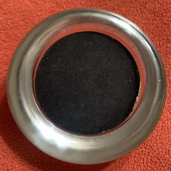 Vintage 1973 … Mother dear… glass dome paperweight by Joan Walsh Anglund - Picture 4 of 5